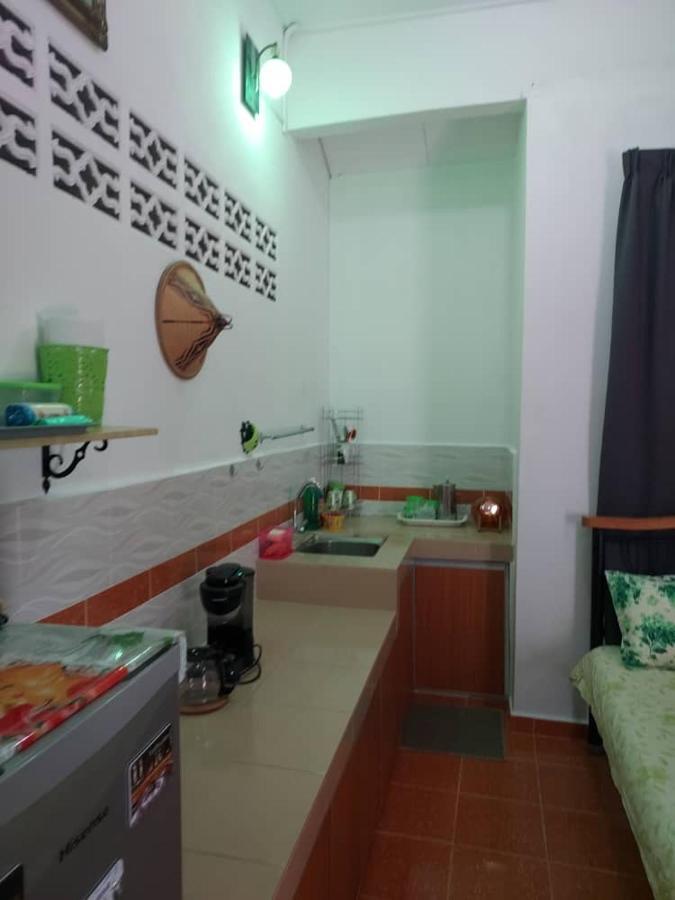 Room 345 Kota Bahru Luaran gambar